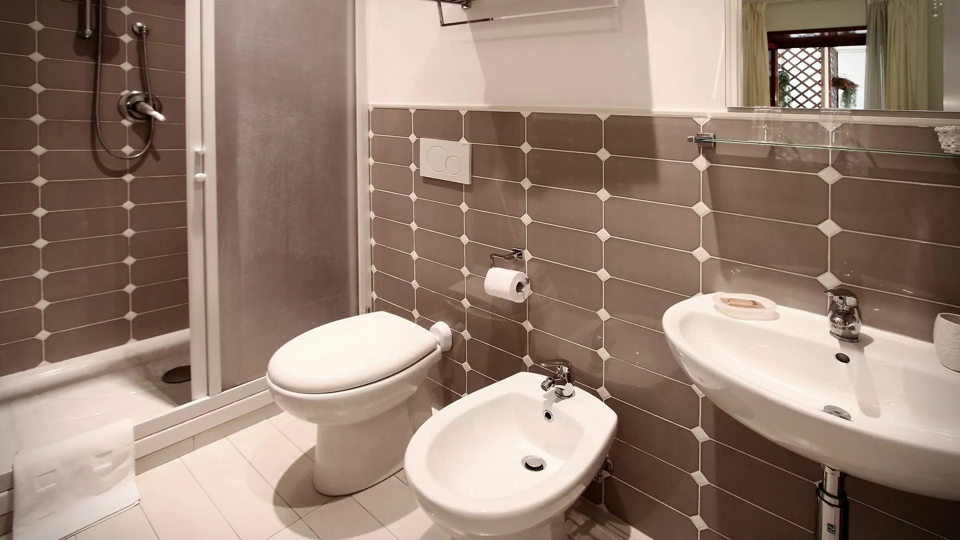 Domus Flaviae Hotel Roma 2*,  Itália